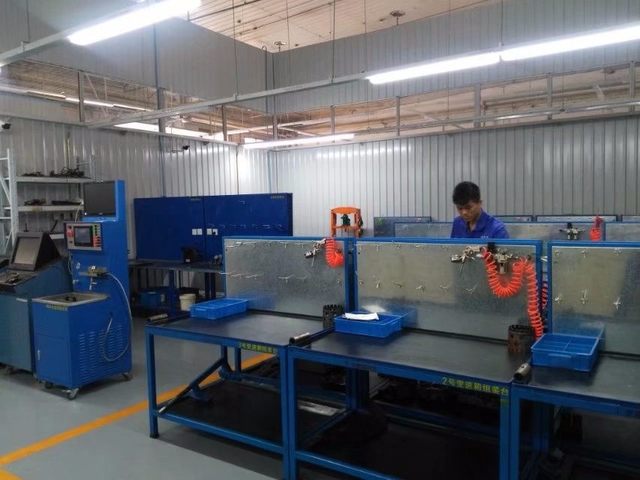 自動變速箱維修車間設備